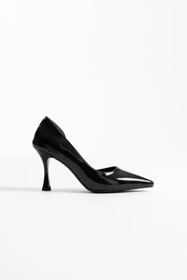 Kadın Siyah Rugan Topuklu Ayakkabı BUCCA08MS45L