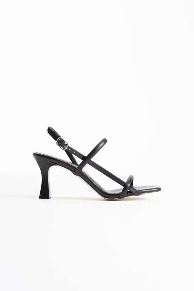 Kadın Siyah Topuklu Sandalet BUCCA12MY06A