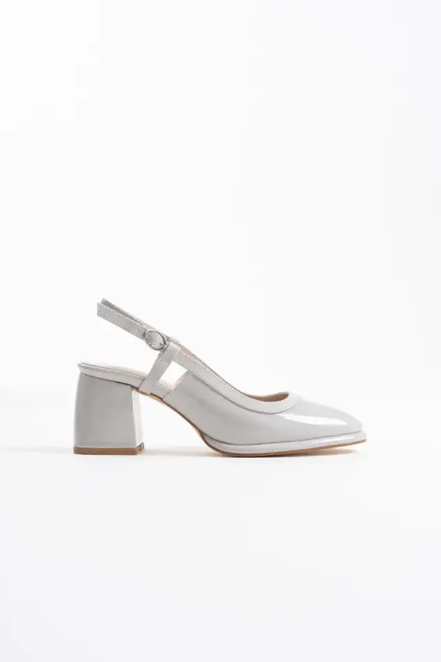 Gri Rugan Kadın Topuklu Ayakkabı BUCCA18MS17C