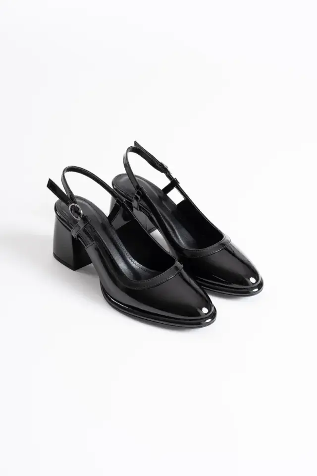 Siyah Rugan Kadın Topuklu Ayakkabı BUCCA18MS17A