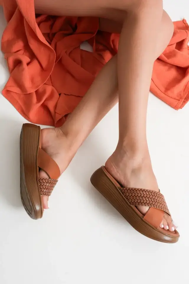 Taba Örgü Desenli Hakiki Deri Terlik BUCCA31MY53L