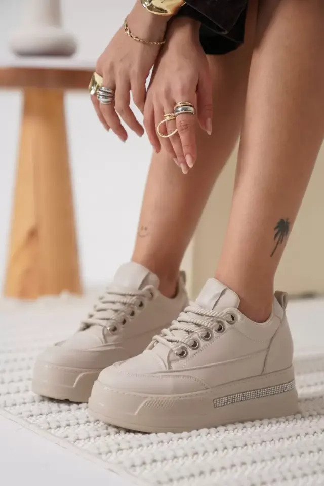 Bej Kadın Gizli Topuklu Sneaker Ayakkabı | BUCCA