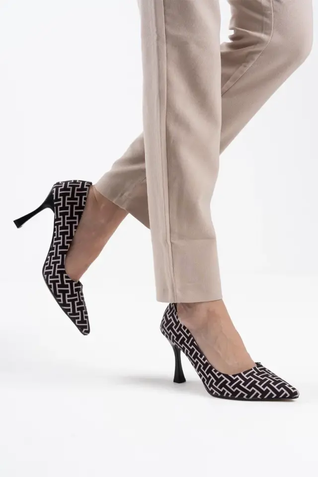 Siyah Desenli Kadın Stiletto Ayakkabı | BUCCA