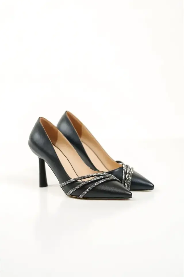 Siyah Taşlı Kadın Ayakkabı BUCCA08MS14A