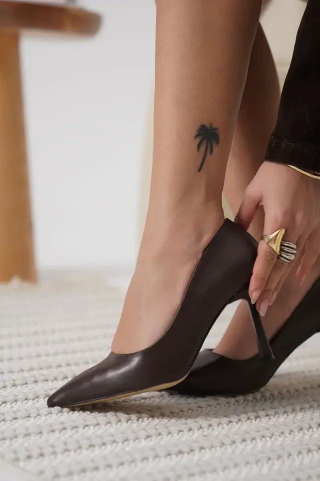 Acı Kahve Kadın Stiletto Ayakkabı | BUCCA