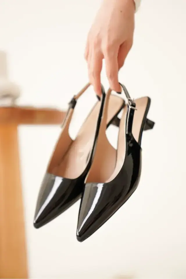 Siyah Rugan Kadın Ayakkabı BUCCA16MS03D