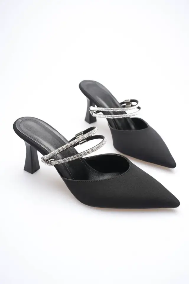 Kadın Taşlı Siyah Saten Topuklu Ayakkabı BUCCA12MS04A