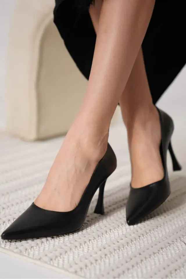 Siyah Cilt Kadın Stiletto Ayakkabı | BUCCA