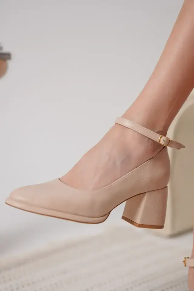 Kadın Mat Nude Topuklu Ayakkabı BUCCA18MS06B