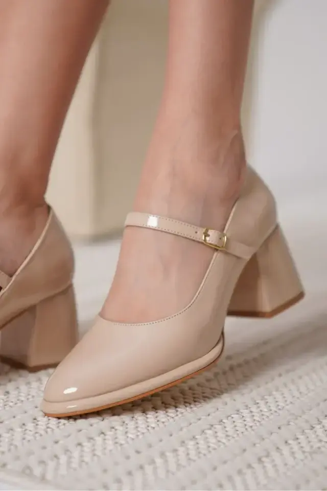 Nude Rugan Kadın Topuklu Ayakkabı BUCCA18MS07B