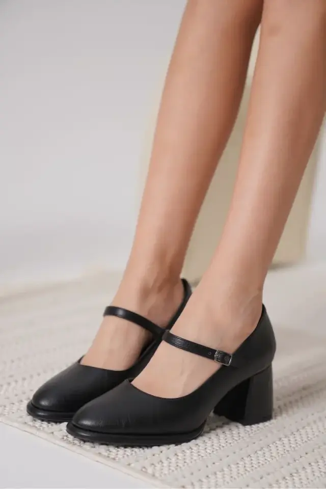 Siyah Cilt Kadın Topuklu Ayakkabı BUCCA18MS07C