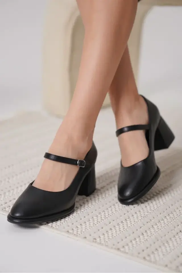 Siyah Cilt Kadın Topuklu Ayakkabı BUCCA18MS07C