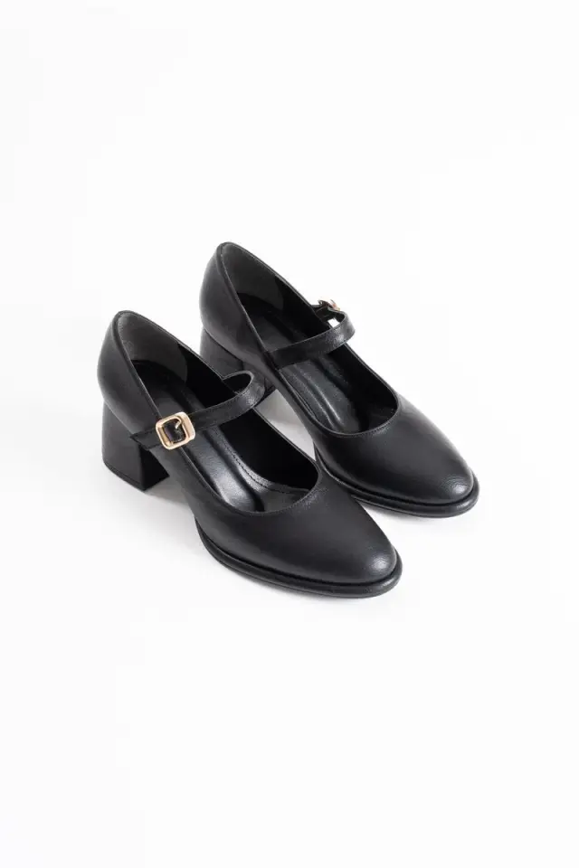 Siyah Cilt Kadın Topuklu Ayakkabı BUCCA18MS08C