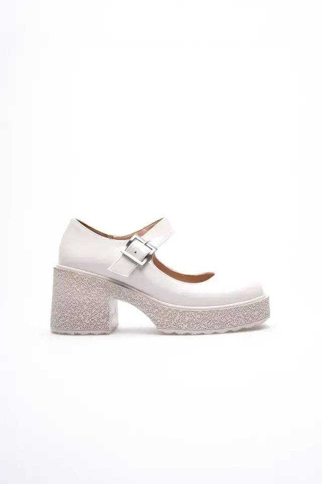 Kadın Bej Rugan Günlük Ayakkabı BUCCA06MS05B