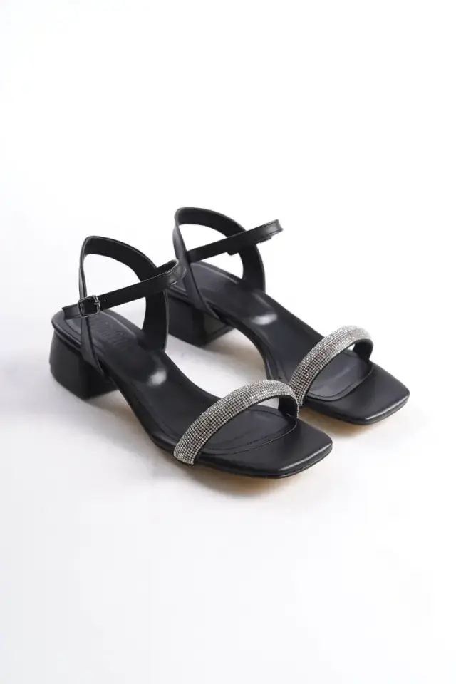 Kalın Topuklu Taşlı Kadın Siyah Sandalet BUCCA20MY12A