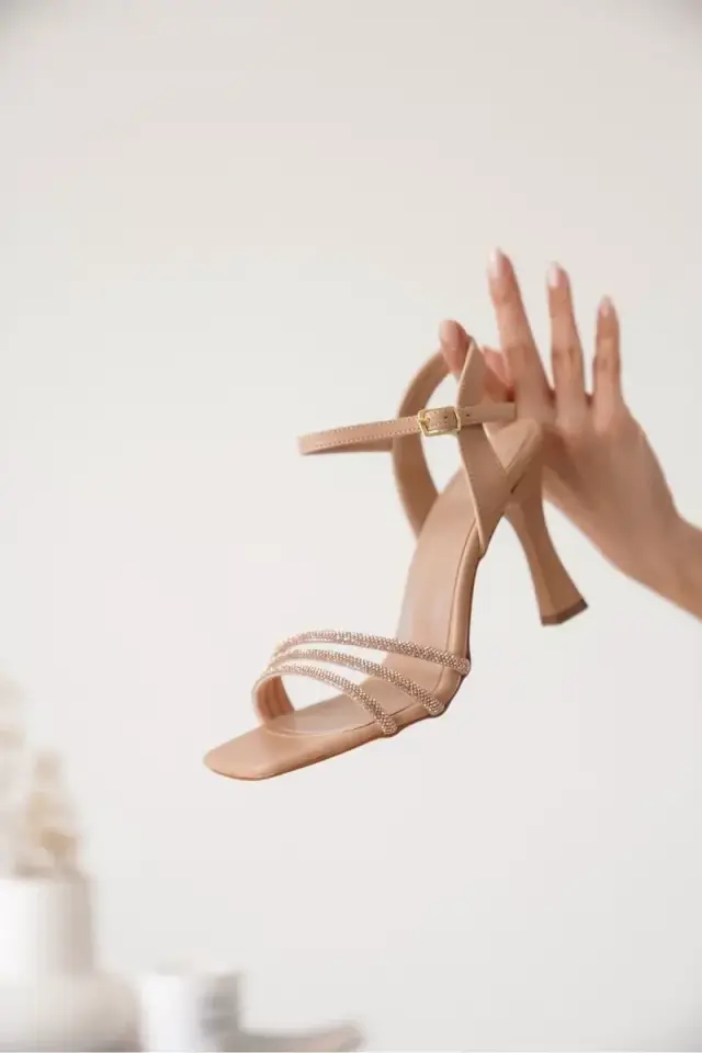 Nude Kadın Taşlı Sandalet BUCCA20MY15D