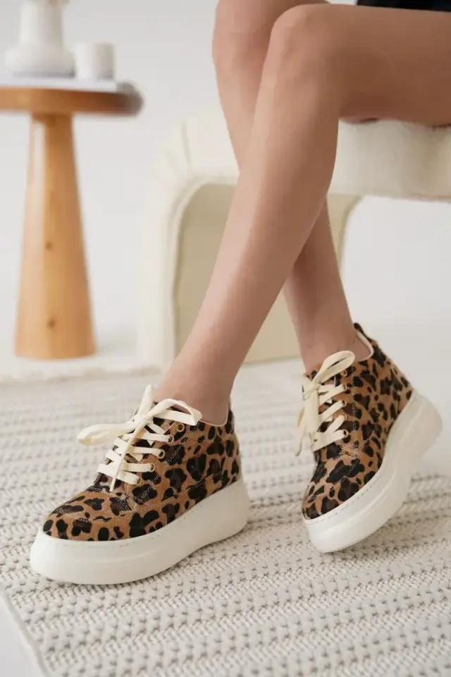 Kadın Gizli Topuk Beyaz Taban Leopar Spor Ayakkabı BUCCA10MS01H