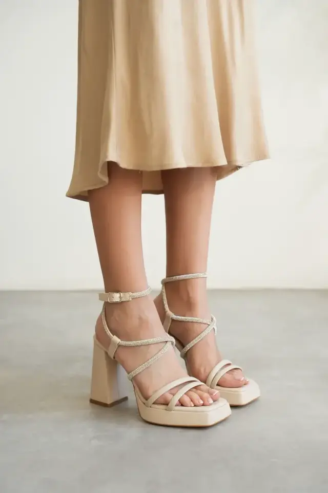 Kadın Bej Topuklu Sandalet BUCCA12MY02C