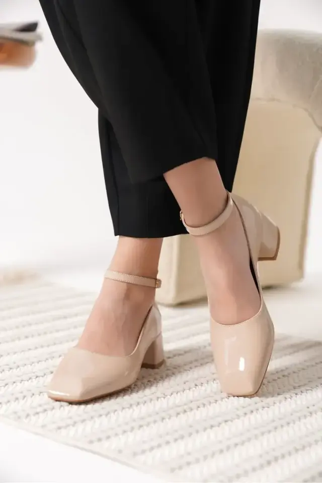 Bej Rugan Kadın Topuklu Ayakkabı BUCCA18MS16B