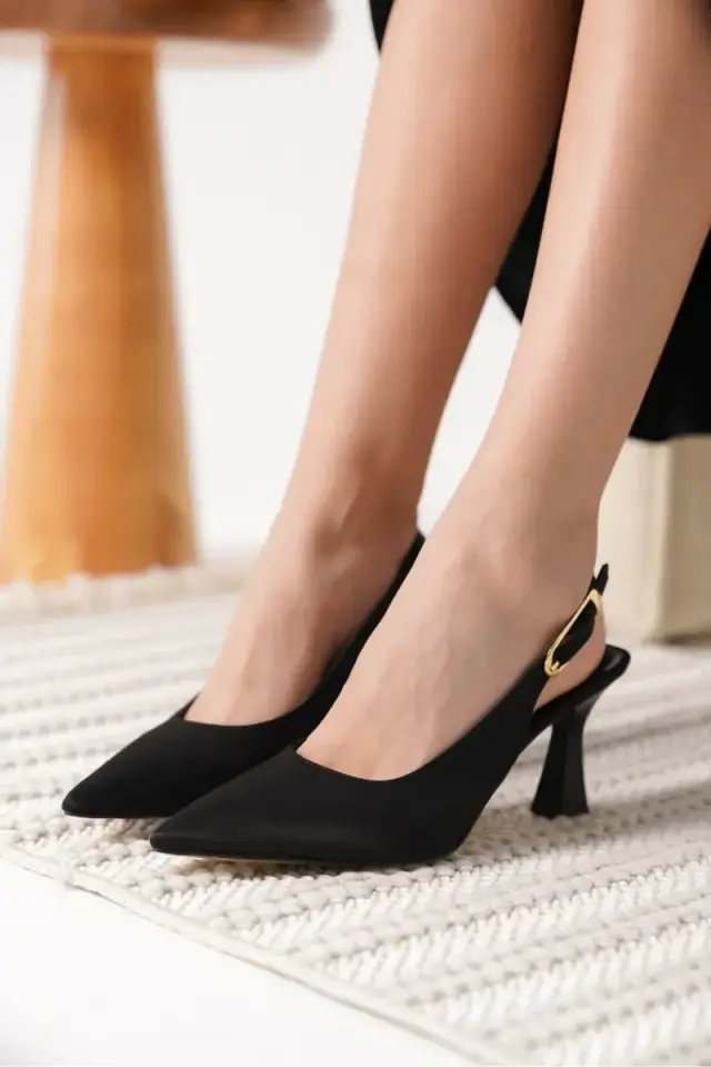 Kadın Siyah Saten Topuklu Ayakkabı BUCCA20MS01F