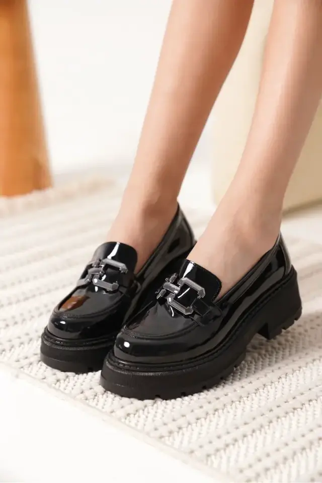 Rugan Siyah Kadın Loafer BUCCA17MS01B
