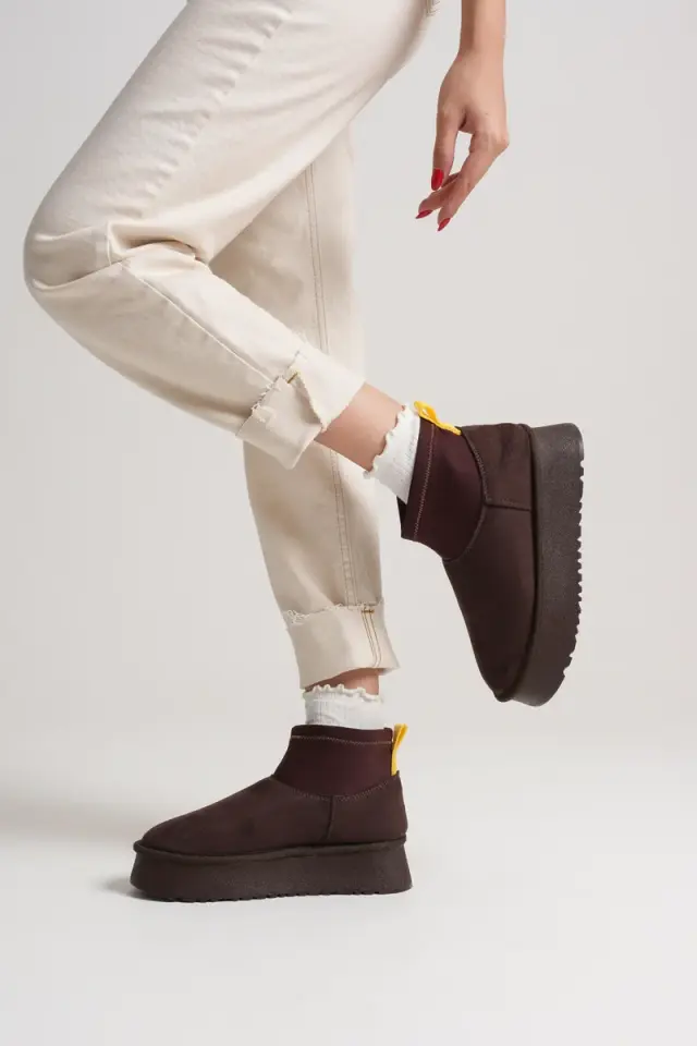 Kadın Acı Kahve Kışlık İçi Kürklü Kalın Taban Bot BUCCA04MK04D