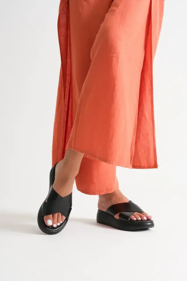 Siyah Hakiki Deri Terlik BUCCA31MY53A