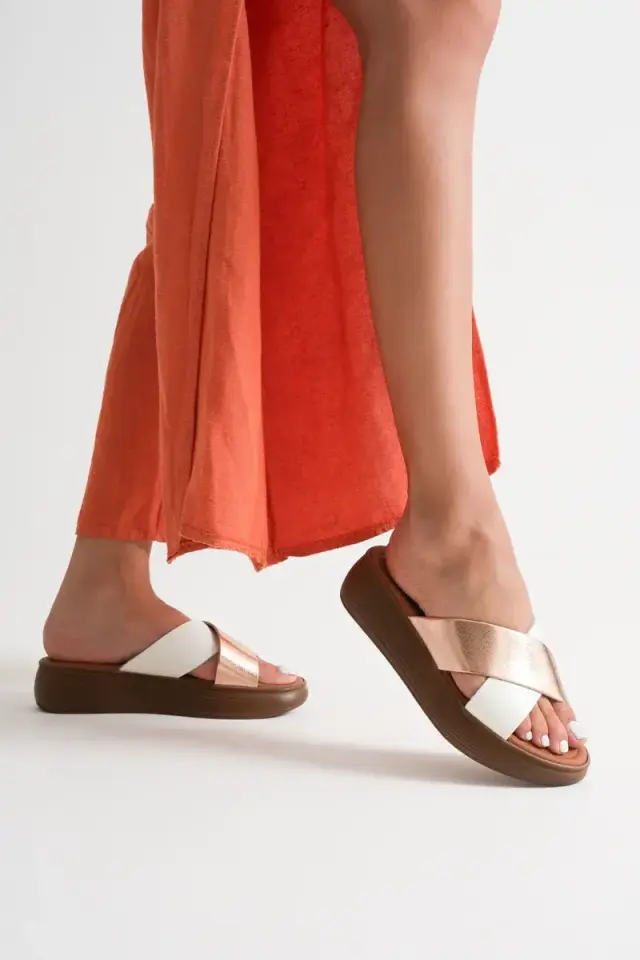 Günlük Hakiki Deri Terlik BUCCA31MY53D