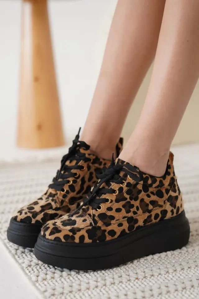 Kadın Gizli Topuk Siyah Taban Leopar Spor Ayakkabı BUCCA10MS01K