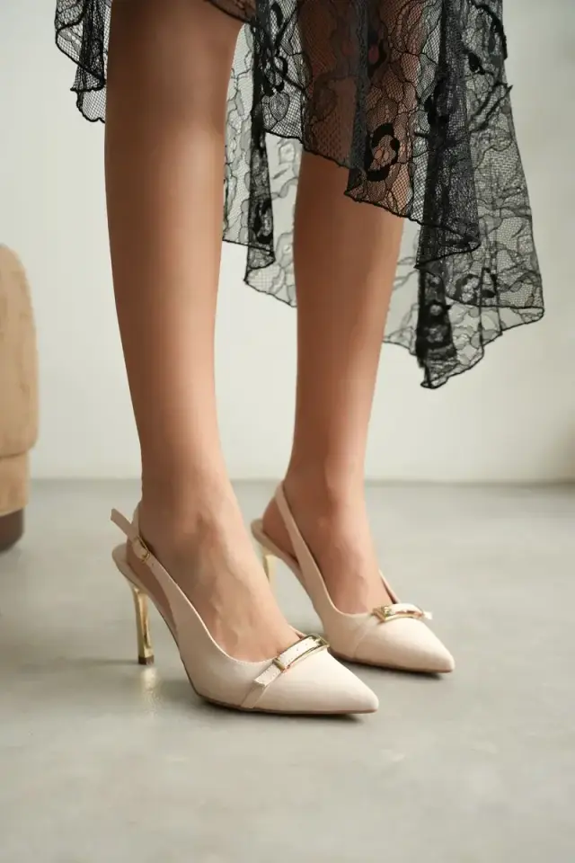 Kadın Bej Tokalı Topuklu Ayakkabı BUCCA08MS34B