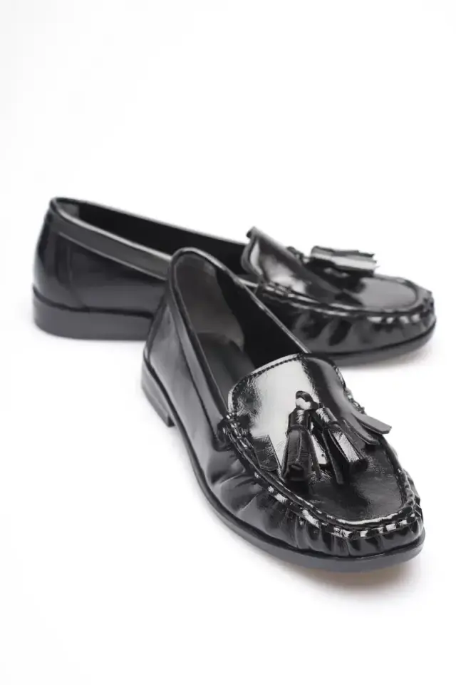 Kadın Siyah Rugan Püsküllü Loafer Ayakkabı BUCCA88MS01A