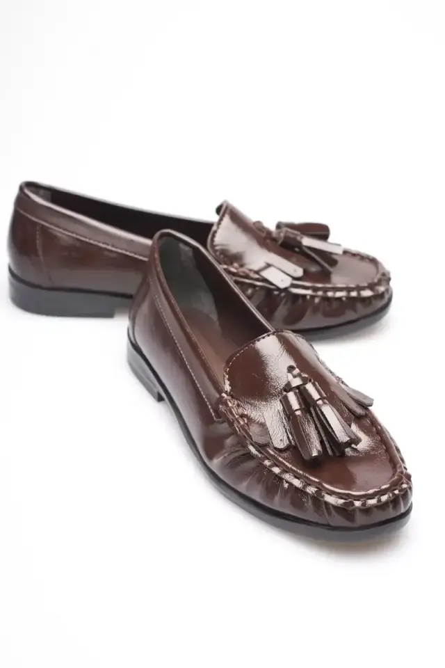 Kadın Kahverengi Rugan Püsküllü Loafer Ayakkabı BUCCA88MS01B